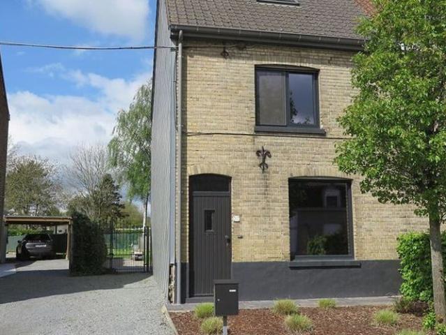 Woning te huur in Sleidinge voor € 1.280 met 2 slaapkamers