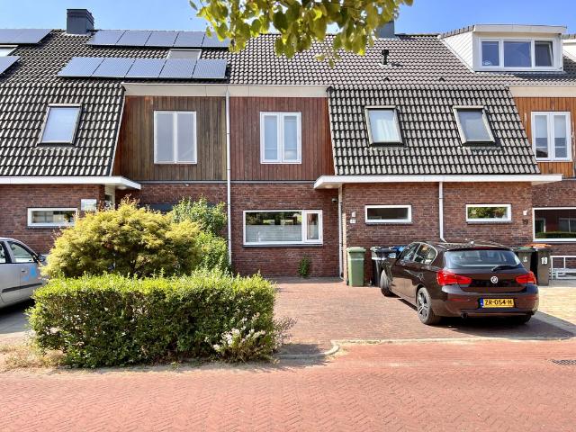 Woning te huur: Kapelmuur 21 3991VW Houten Vastgoed Nederland