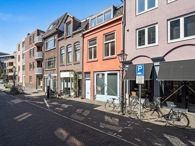 Woning te huur: Lange Koestraat 45 3511RM Utrecht