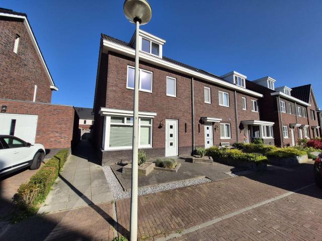 Woning te huur: Meester de Weertstraat 15 5688KZ Oirschot
