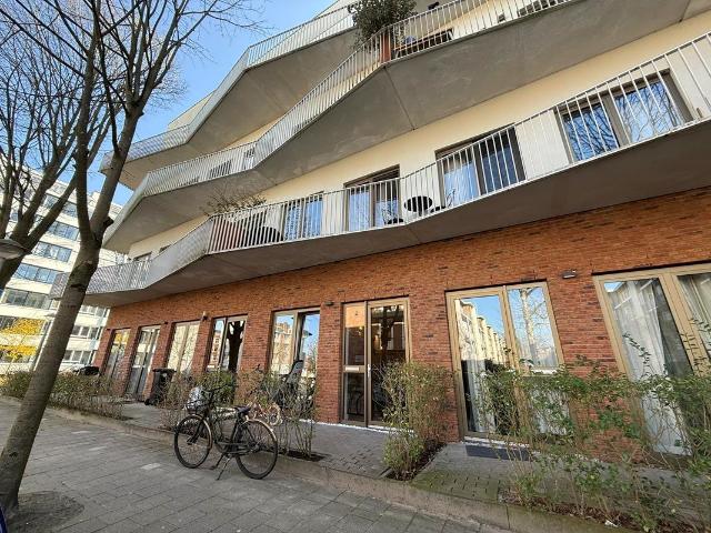 Woning te huur: President Kennedyplantsoen 11 1079SK Amsterdam