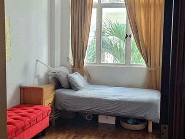 Woodgrove Condominium D25, Condominium