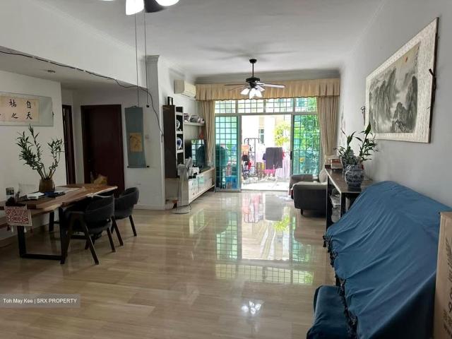Woodgrove Condominium D25, Condominium