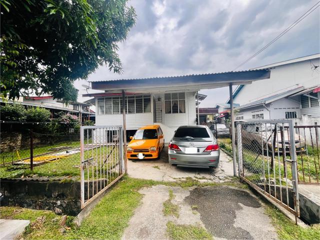 Wooden Bungalow at Taman Keramat KL