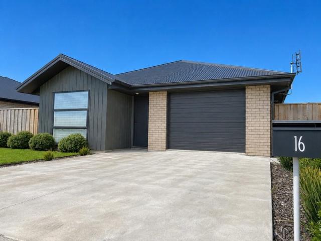 Woodend, 4 bedrooms