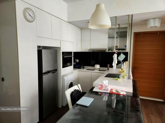 Woodhaven D25, Condominium