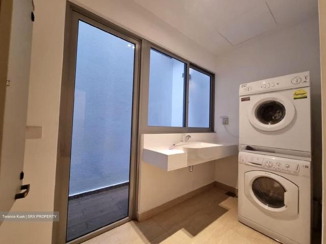 Woodhaven D25, Terrace