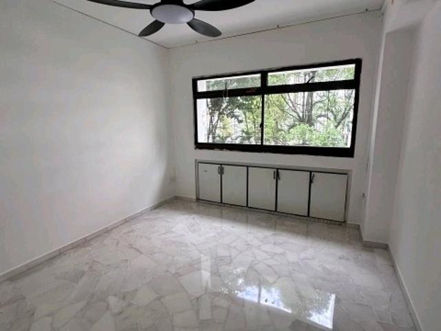 WOODLANDS AVENUE 4 HDB Apartment For Rent, $3,200, 3 Bed 2 Bath 990 sqft $3.23 psf