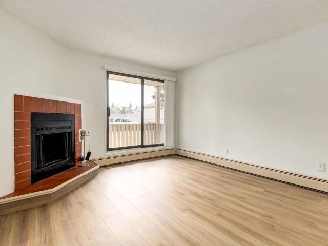 Woodlands Manor 2 Bedroom Apartment for Rent at 1825 Woodview Dr Sw, Calgary, AB T2W 5G2 Woodlands