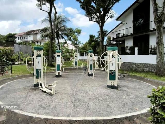 Woodlands Park D25, Semi