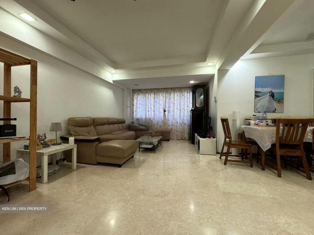 Woodlands Ring Road Woodlands, HDB 5 Rooms