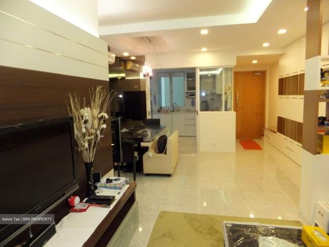 Woodleigh Close D13, Condominium