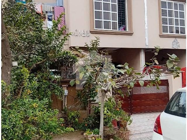 Woods Block Double Unit With Gas Available For Rent