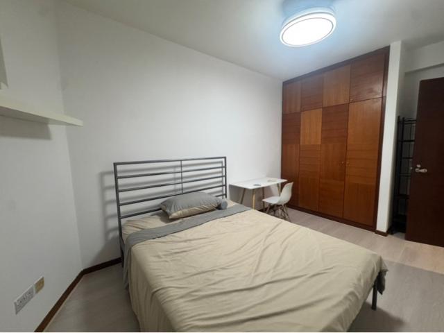 Woodsvale Condominium Room Rental, $1,250, 1 Bed 2 Bath 120 sqft $10.42 psf