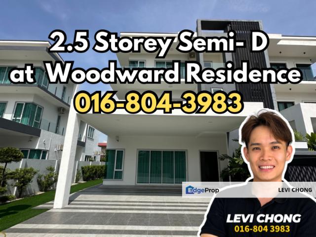 Woodward Residence Full Renovated Freehold 2.5 Storey Semi D