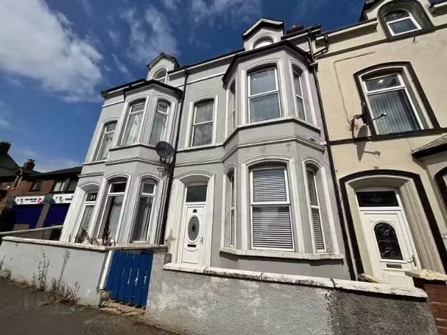 Woodvale Road