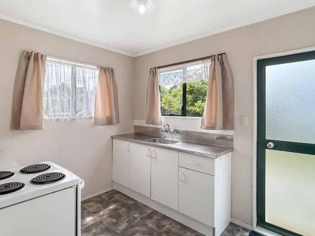 WOODVILLE 2 BEDROOMS