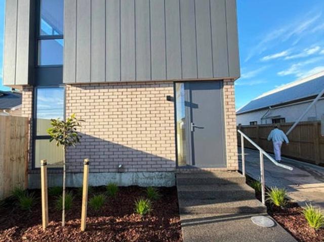 woolston, 2 bedrooms