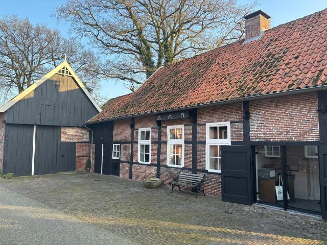 Woonboerderij, vrijstaande woning te huur in Weerselo