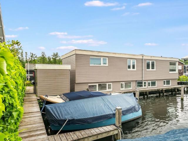 Woonboot, vrijstaande woning waterwoning te huur in Amsterdam