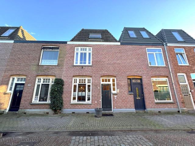 Eengezinswoning, geschakelde woning te huur in Breda