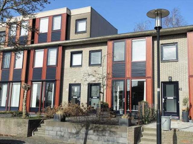 Eengezinswoning, tussenwoning te huur in Hoogland