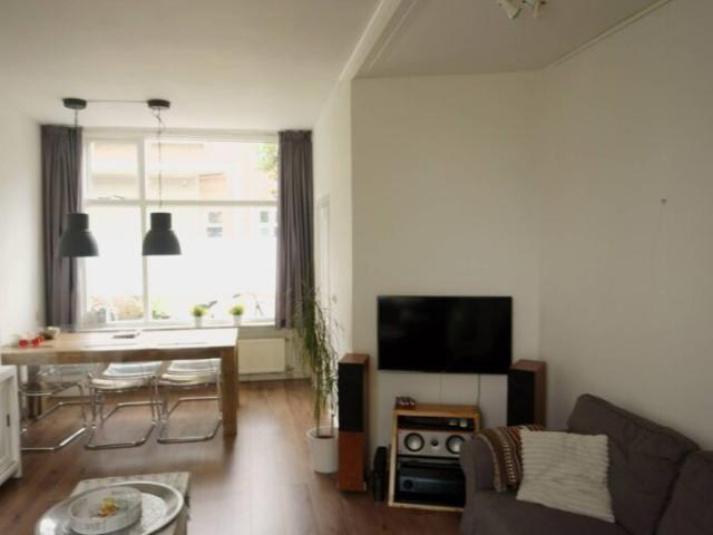 Woonhuis, Eengezinswoning, Tussenwoning te huur in Utrecht