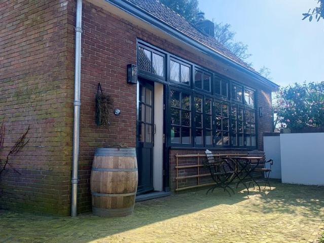 Woonhuis, eengezinswoning, vrijstaande woning te huur in Laren