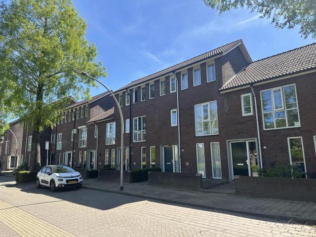 Woonhuis in Hendrik Ido Ambacht