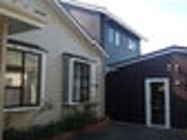Woburn, 3 bedrooms, $750 pw