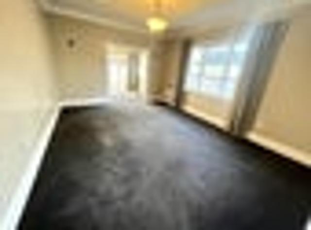 Woburn, 3 bedrooms, $820 pw