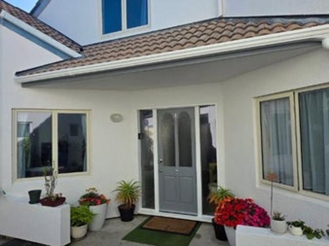 woburn, 4 bedrooms