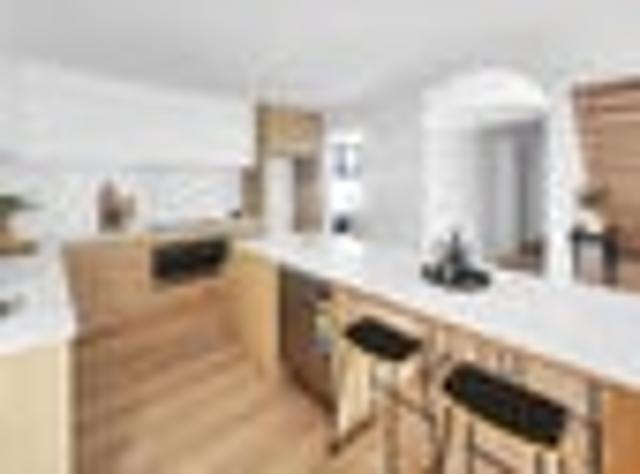 Woburn, 4 bedrooms, $1250 pw