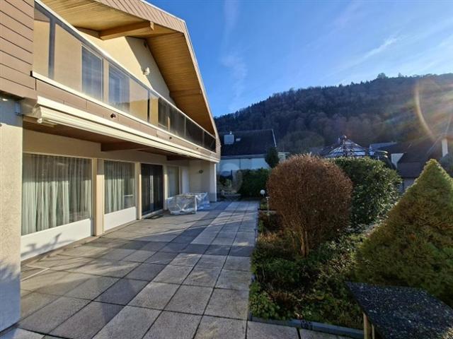 WOHLFÜHLHAUS FÜR FAMILIEN IN RUHIGER LAGE