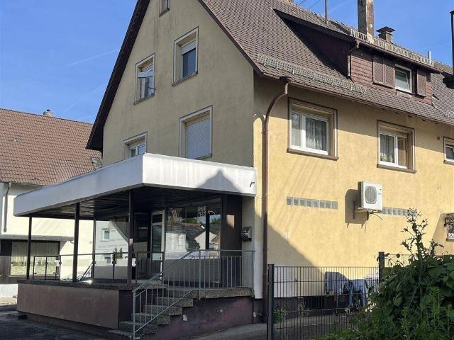 Wohn und Geschäftshaus mit vier Wohnungen, Gewerbefläche und Ausbaupotenzial