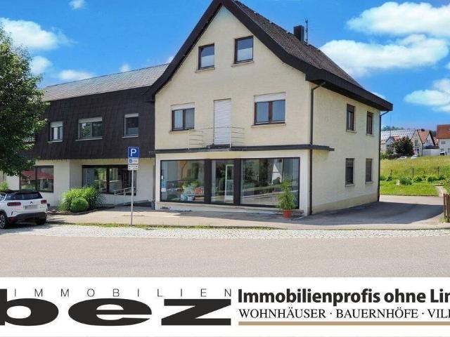 Wohn und Geschäftshaus mit großem Gartengrundstück