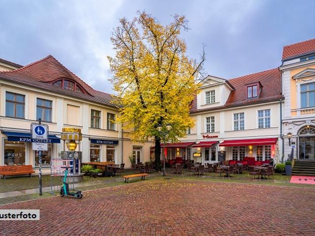 Wohn und Geschäftshaus mit Potential