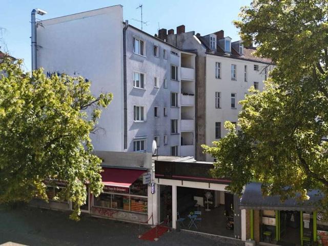 Wohn und Geschäftshaus in Berlin Spandau FALC Immobilien