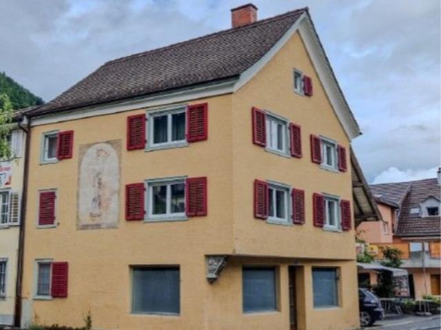 Wohn und Geschäftshaus