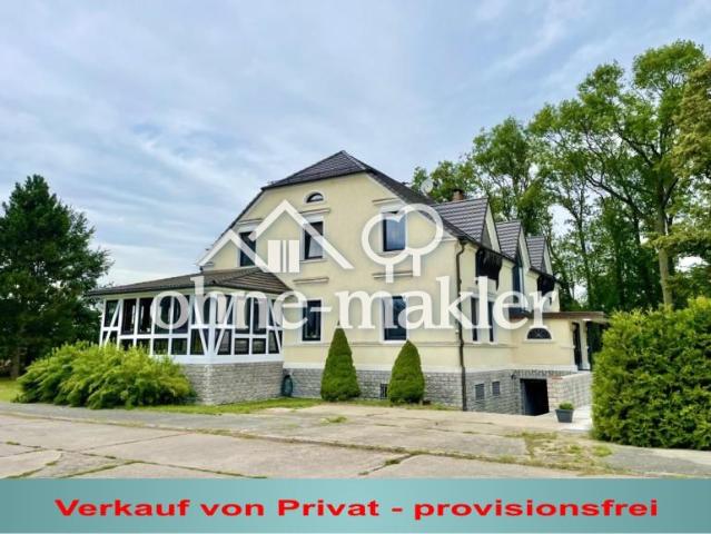 Wohn und Geschäftshaus 730 m² mit großem Grundstück und Nebengebäuden