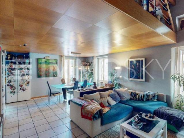 Wohngebäude 7.5 Zimmer