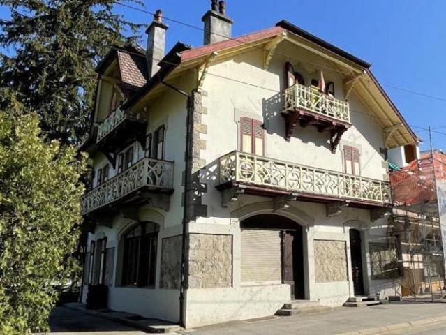 Wohngebäude