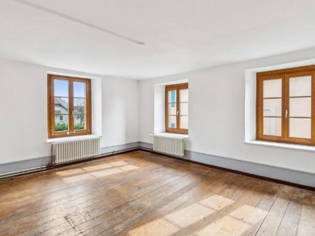 Wohngebäude 14 Zimmer