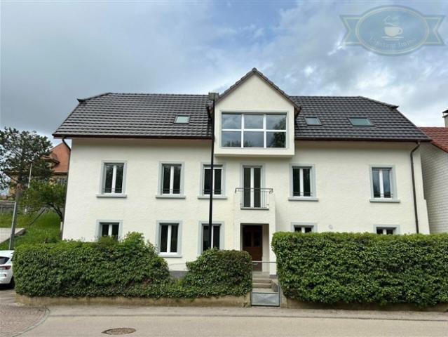Wohngebäude mit einem Baugrundstück von ca. 550 m²