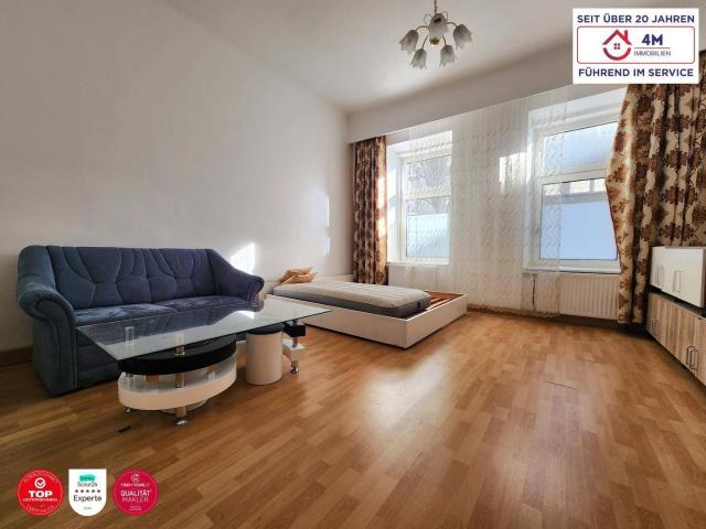 Tolle Lage am Augarten* Sanierungsbedürftige Altbau Erdgeschosswohnung
