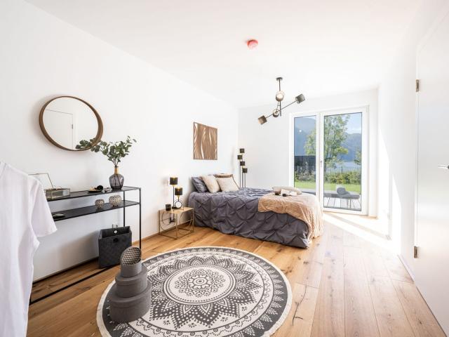 Wohnen am Mondsee! Gartenwohnung mit Eigengarten und privatem SEEZUGANG | Sofort Bezugsfertig!