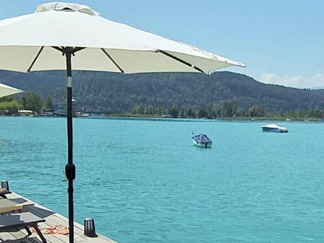 WOHNEN AM WÖRTHERSEE! 3 Zimmer im Erdgeschoß nur 70m vom See!