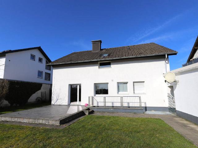 == Wohnen am Waldrand Gepflegtes Einfamilienhaus in ruhiger Lage von Hörste ==
