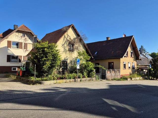 WOHNEN & ARBEIT: WERKSTATT + VIEL PLATZ