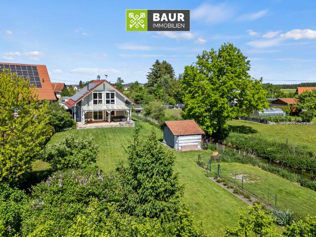 Wohnen, Arbeiten & Genießen auf dem Land – Traumhaftes Einfamilienhaus mit Tiny House in idyllischer Ortsrandlage bei Bad Waldsee